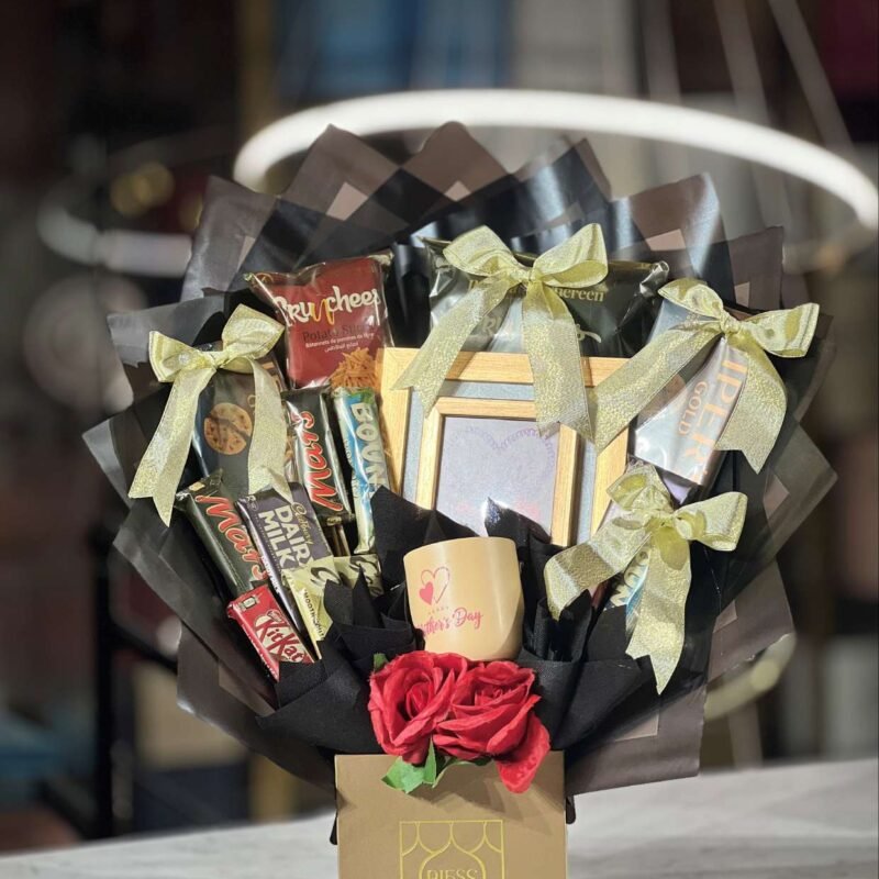 Black & Gold Mother's Day Chocolate Bouquet